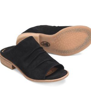 Women's Sofft Netta Black Suede Slide Sandals - Size 8.5